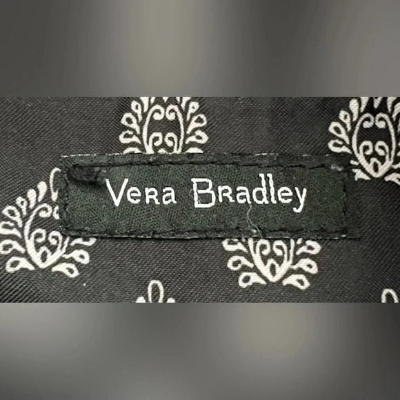 RETIRED: Vera Bradley | ladies Snow Lotus Hadley on the go shoulder handbag.​ - Picture 11 of 16